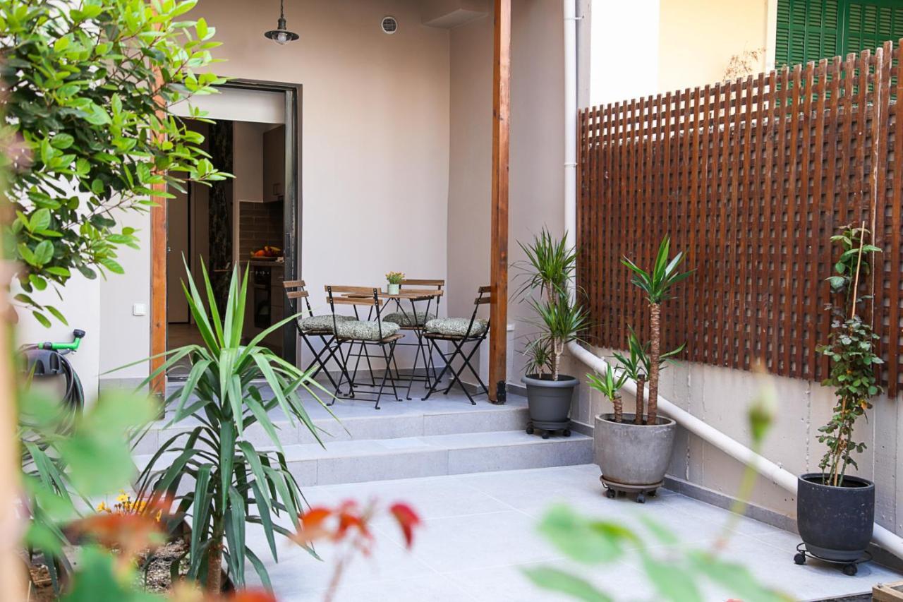 Caravin Wanderhome, 5 Min From Metro Nea Ionia Atenas Exterior foto
