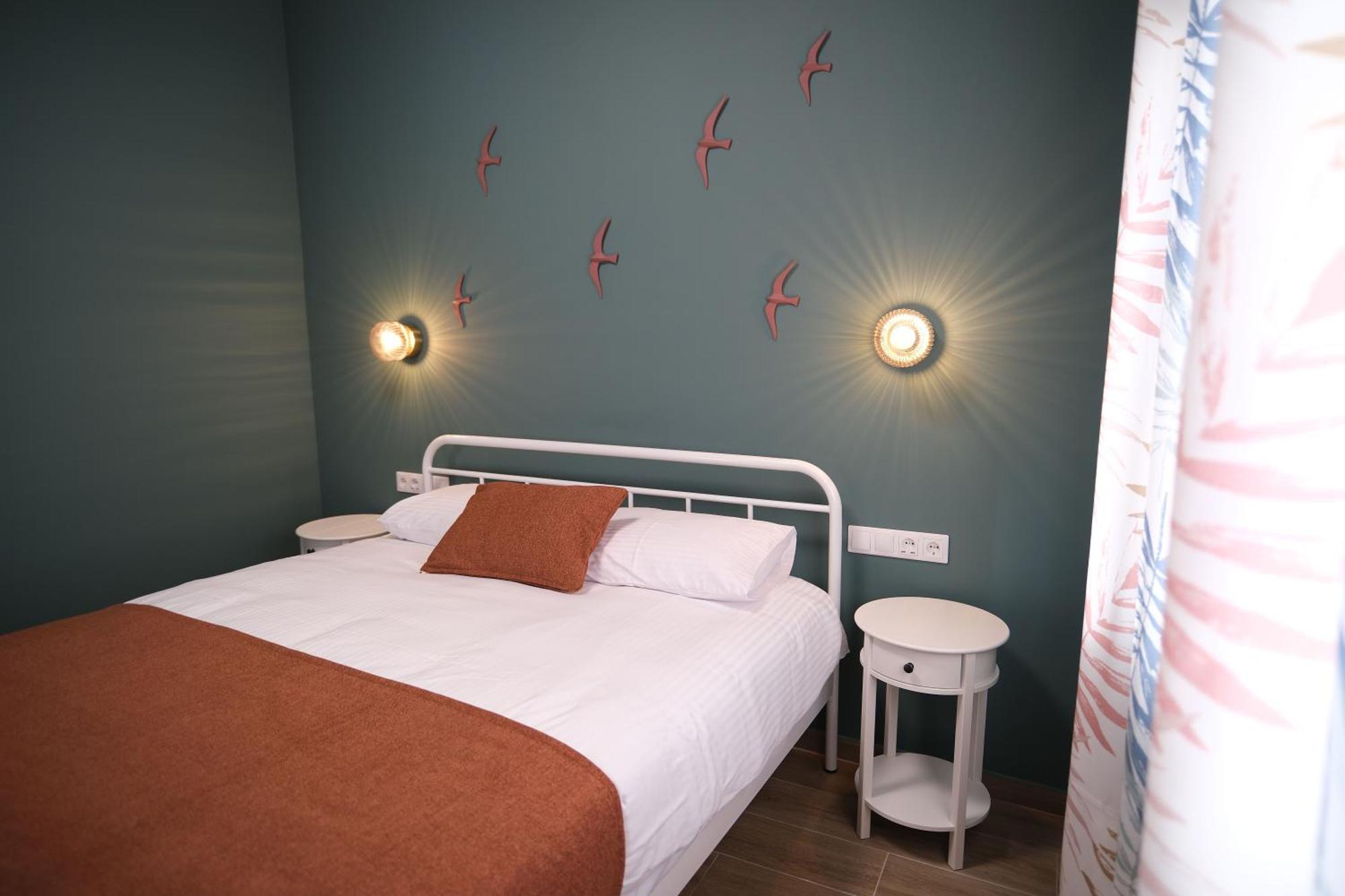 Caravin Wanderhome, 5 Min From Metro Nea Ionia Atenas Exterior foto